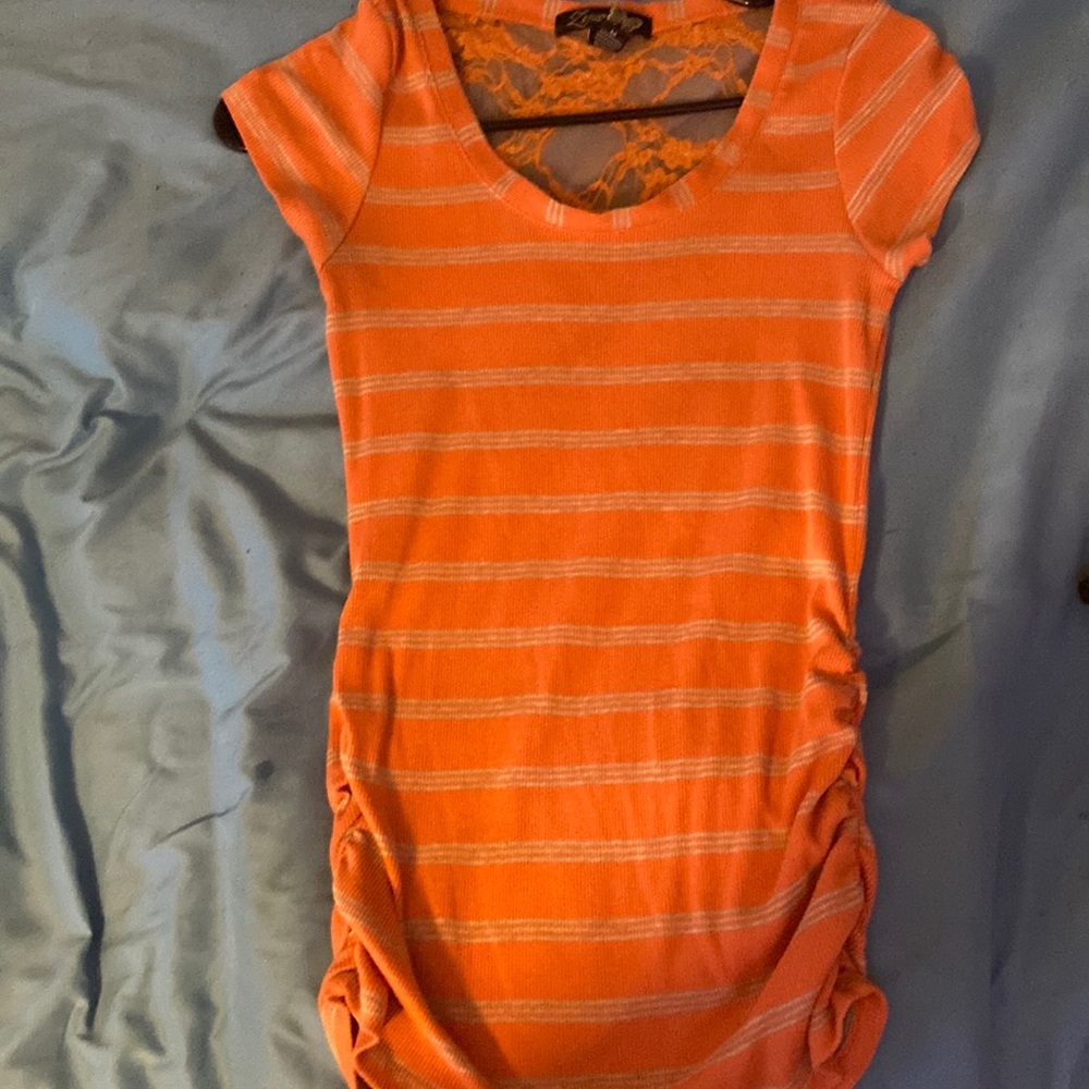 Lena shirt size medium